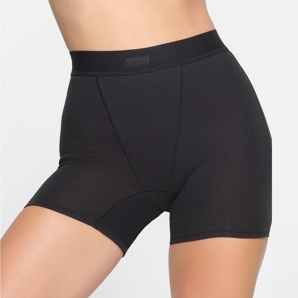 Skims Cotton Rib Boxers, Size M